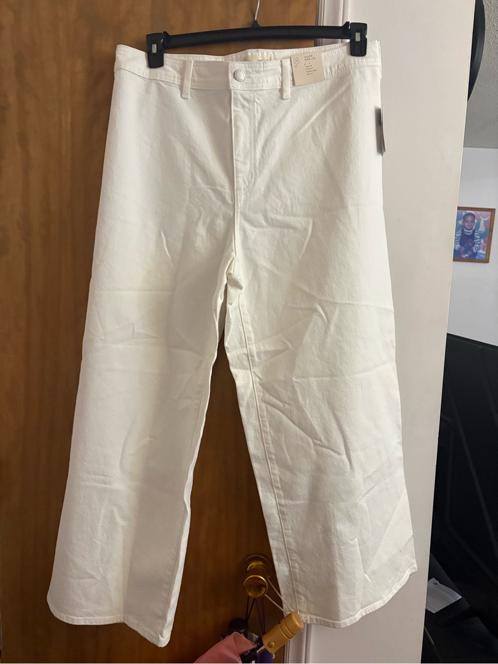 Universal Thread White Wide Leg Jeans